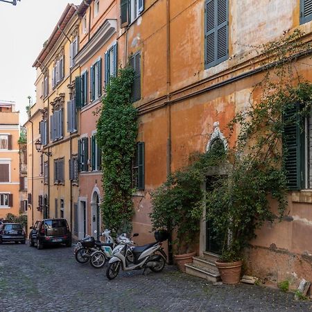 Deza Cozy Place In Monti Apartment Rome Exterior photo